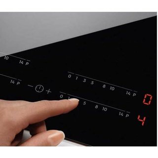 ������ ��������� �������� 60 �"� ���������� Electrolux Multi Zone EIV644 *����� ������*